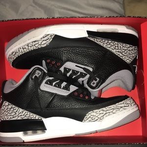 Air Jordan cement 3’s